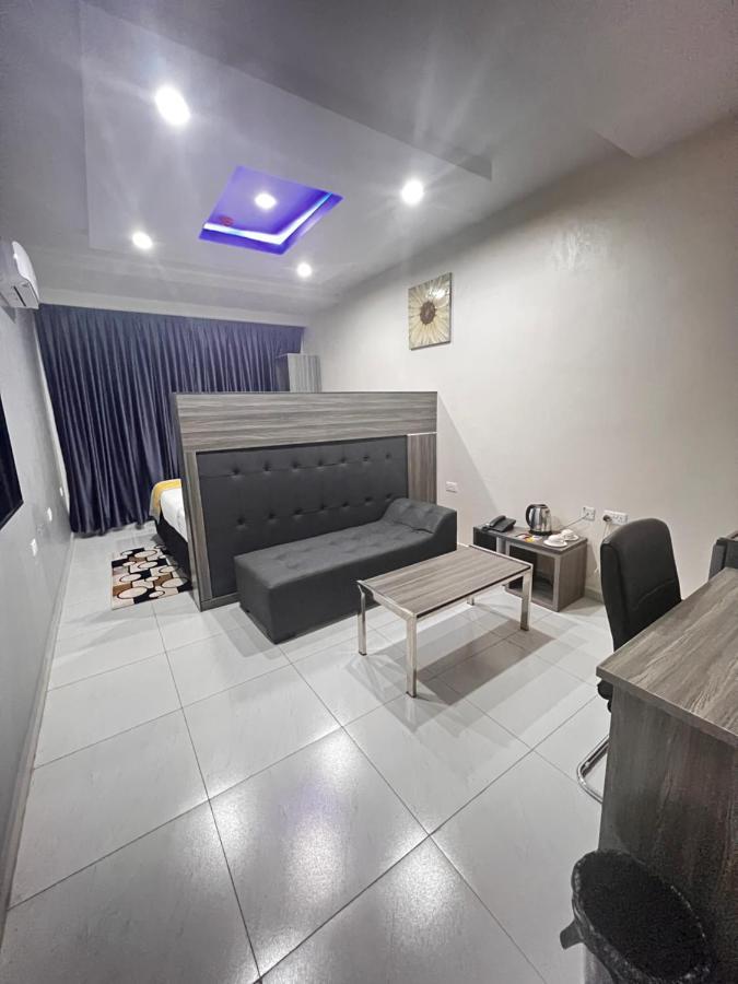 De Rigg Place Embassy 拉各斯 外观 照片