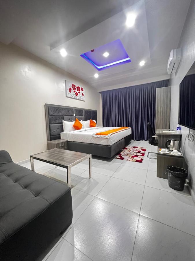 De Rigg Place Embassy 拉各斯 外观 照片
